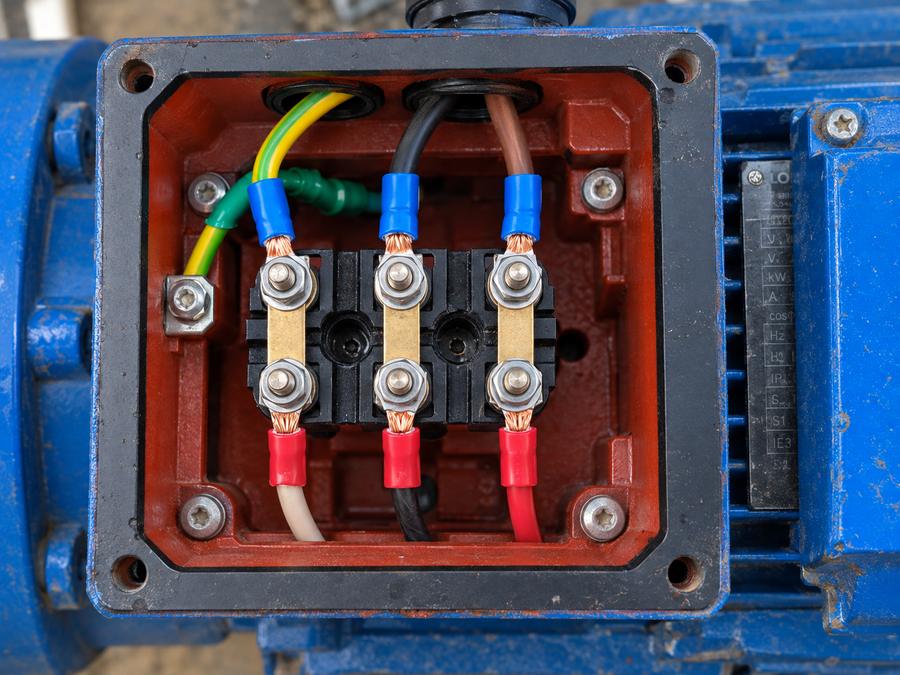 Conexiones de motor trifásico